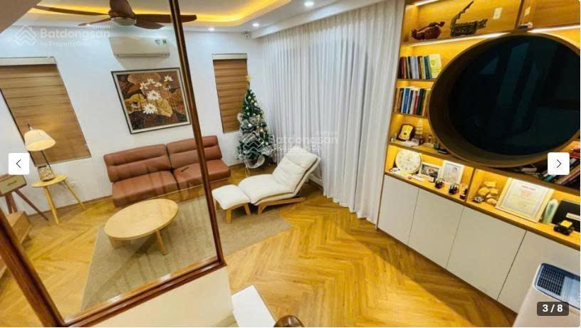 Bán nhà căn góc, sổ đỏ 55m2, s xây 30m2 x 6 tầng, gần đường trần huy hưng, cầu giấy, ngõ rộng, sđcc