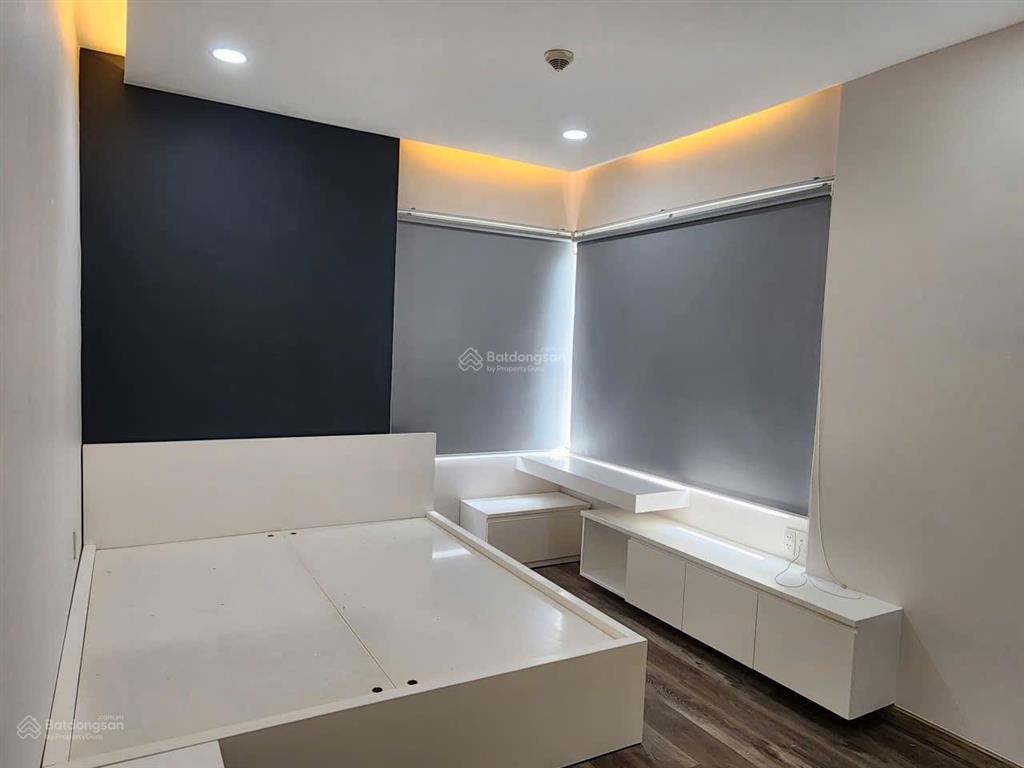 Ở ngay  3pn, 2wc tại sunrise city chỉ với 26 triệu.