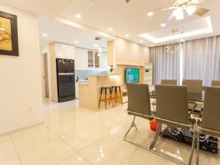 Căn hộ gia đình 3 phòng sunrise city  30 triệu vnd, 124m2
