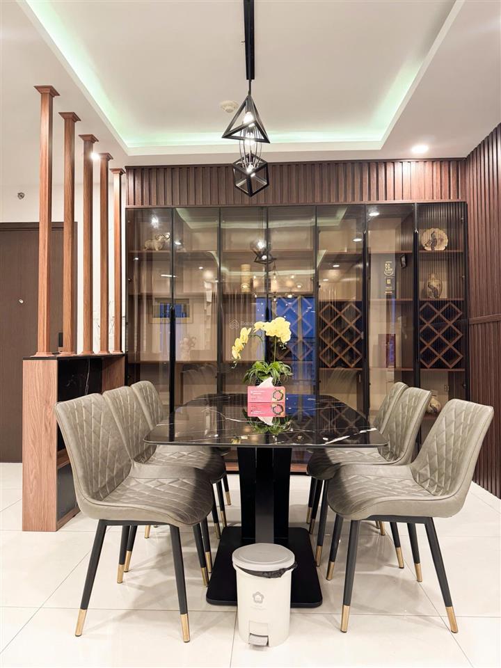 Căn 3pn đáng thuê nhất sunrise city full nội thất  sẵn ch 13 phòng