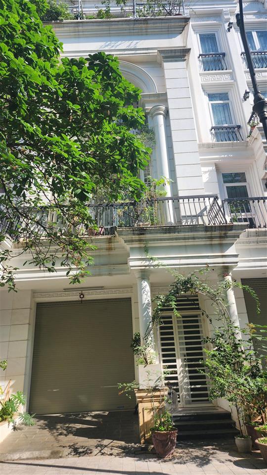 Cần bán liền kề louis city đại mỗ, đường 13m, vỉa hè, kinh doanh, ô chờ thang máy, 100m2x5t giá 25t