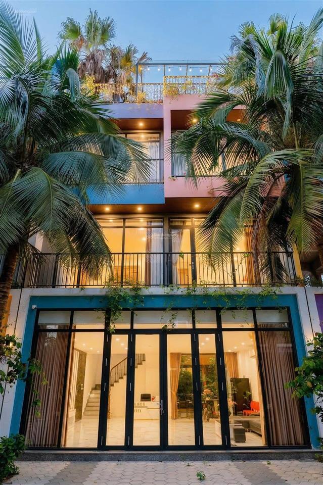 Bán gấp, cắt lỗ căn villa shophouse flamingo hải tiến diện tích 96m giá đầu tư, giá 4 tỷ.