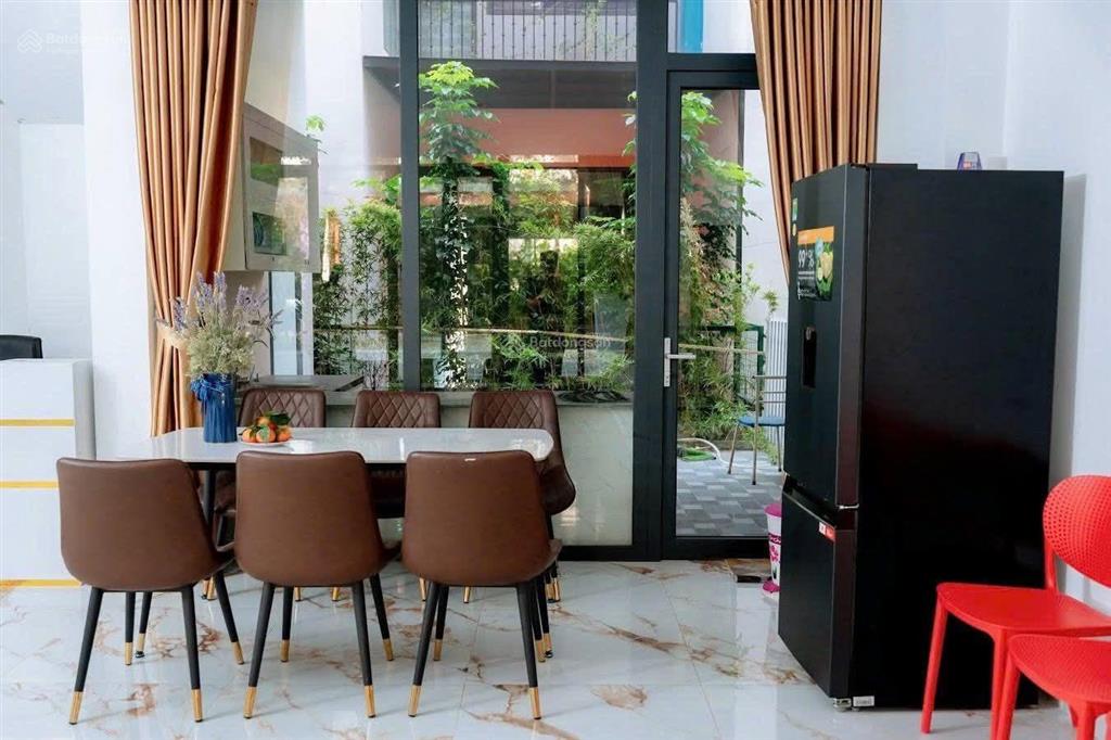Bán gấp, cắt lỗ căn villa shophouse flamingo hải tiến diện tích 96m giá đầu tư, giá 4 tỷ.