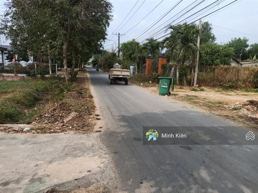 Do cần tiền cho con đi du học nên chủ bán lại lô đất 173m2 giá 990tr , shr , đ cây trôm mỹ khánh .