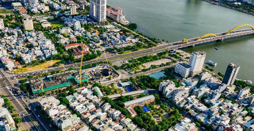 Cần bán gấp căn 2 pn 71,7m2  view sông hàn giá 6,7 tỷ