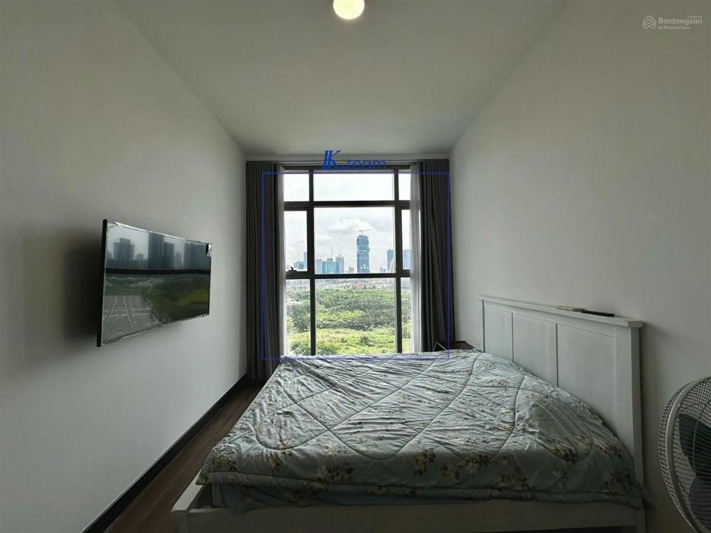 Căn hộ 3pn tầng cao giá 38,5 tỷ, full nội thất, view vĩnh viễn quận 1, không chắn view