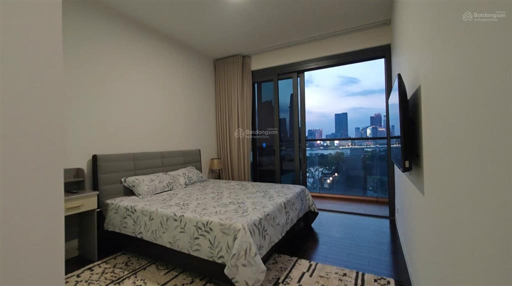 Hot! cove 3pn  tất cả các phòng đều nhìn view sông trực diện quận 1  hiếm có căn này bán ạ