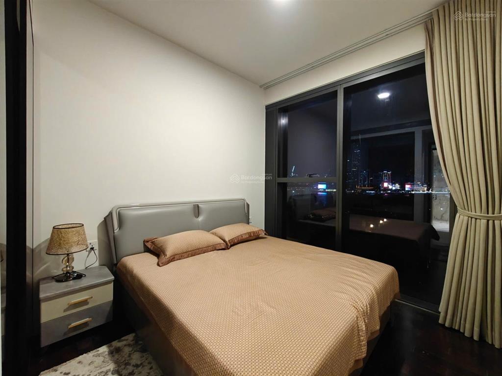 Hot! cove 3pn  tất cả các phòng đều nhìn view sông trực diện quận 1  hiếm có căn này bán ạ