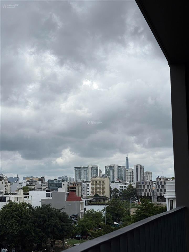 Rổ hàng em có nhiều căn view quận 1, view hồ bơi giá tốt hiện tại ạ