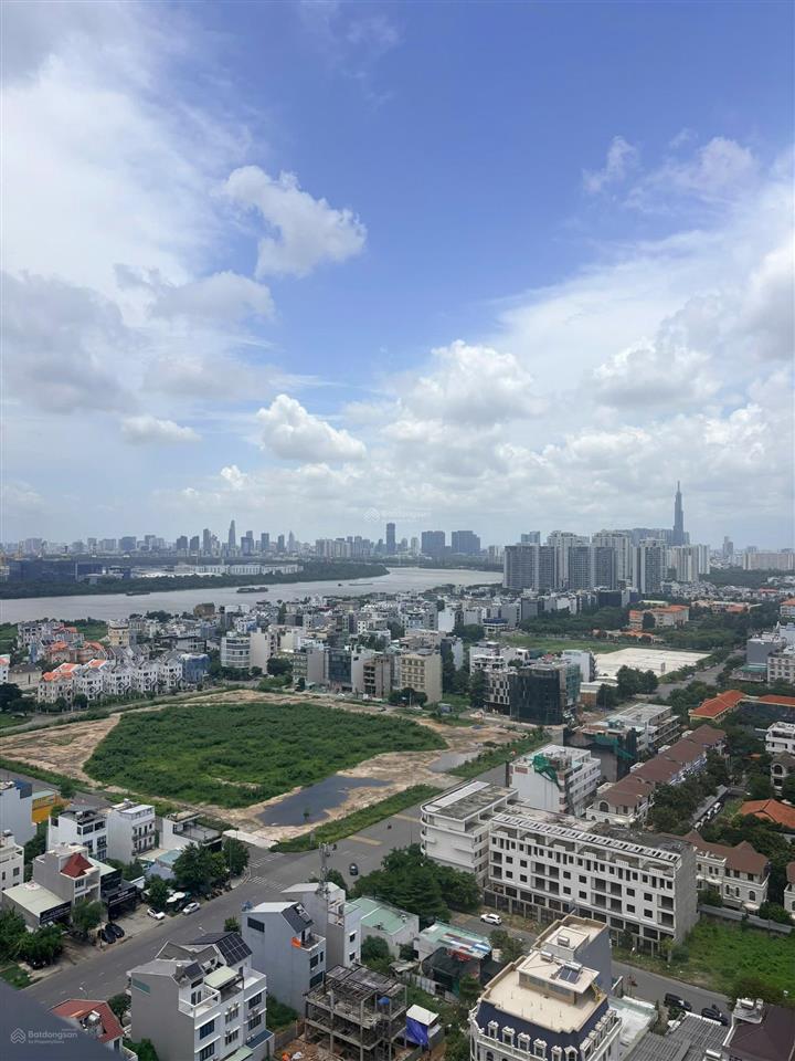 Rổ hàng em có nhiều căn view quận 1, view hồ bơi giá tốt hiện tại ạ