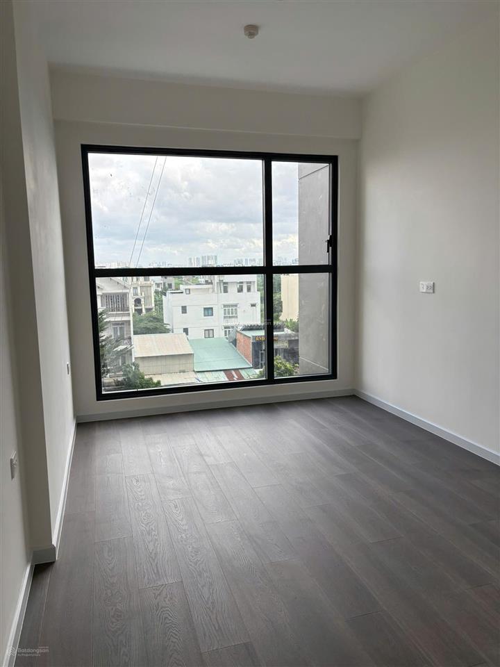 Rổ hàng em có nhiều căn view quận 1, view hồ bơi giá tốt hiện tại ạ