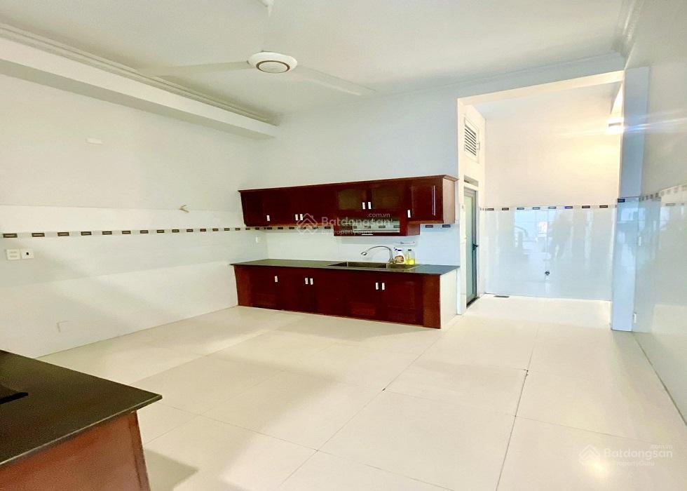 Bán nhà mặt tiền giá rẻ hon hxh nguyễn văn đậu, p11, bình thạnh cũ, 117m2, 4 tầng, nở hậu