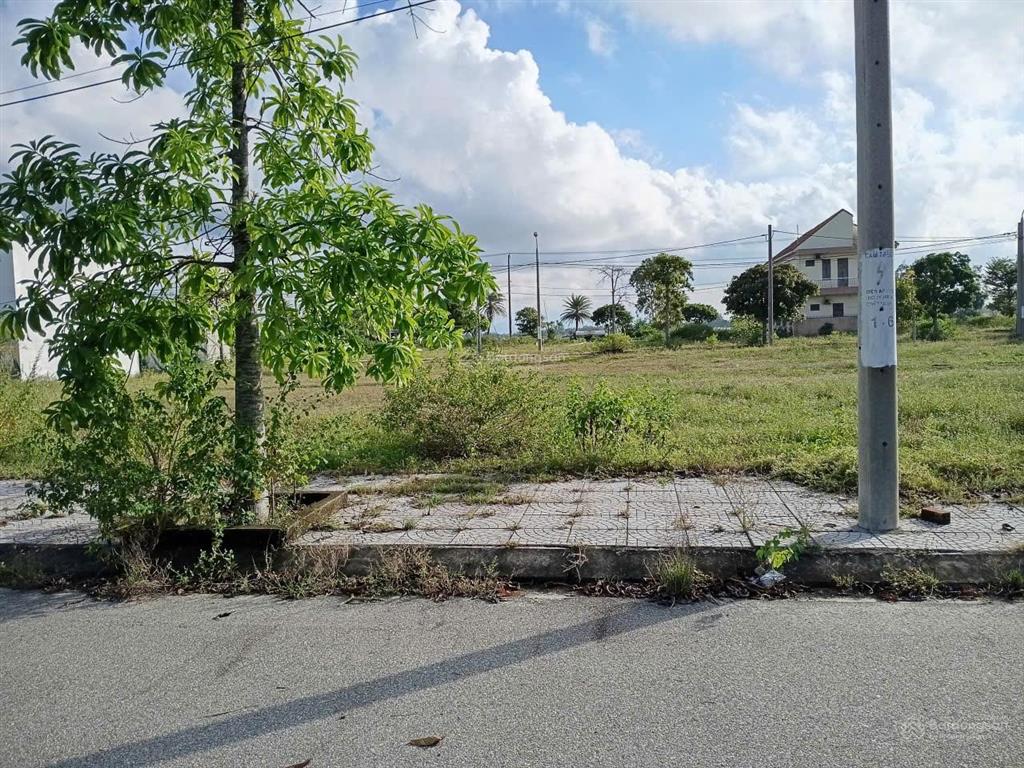 Bán gấp 99m khu đô thị ngọc dương riverside sổ đỏ chinhs chủ mặt tiền 5.5 đường 7.5