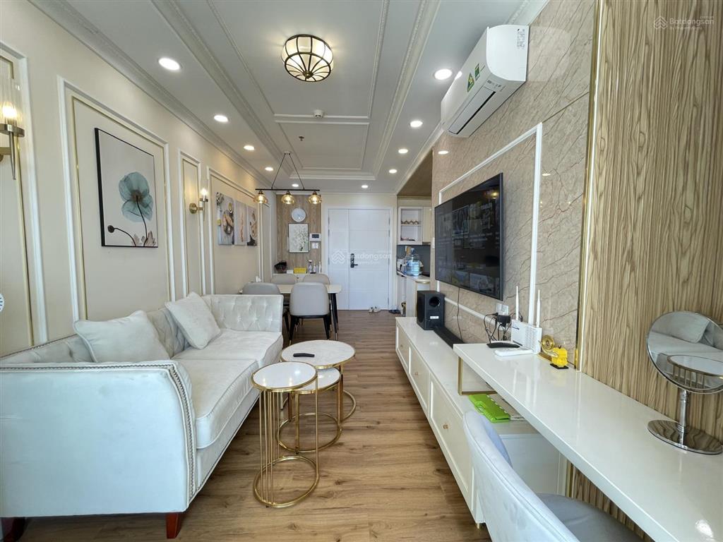 Cho thuê chcc terra royal quận 3. dt 58m2 2pn 1wc  nhà đẹp. giá chỉ 20tr/th.  0961 663 ***
