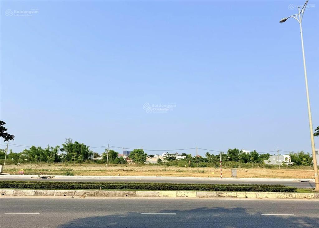 Quỹ hàng ngoại giao khu võ chí công
sun group  mua trực tiếp cđt  block đẹp nhất  đã có sổ