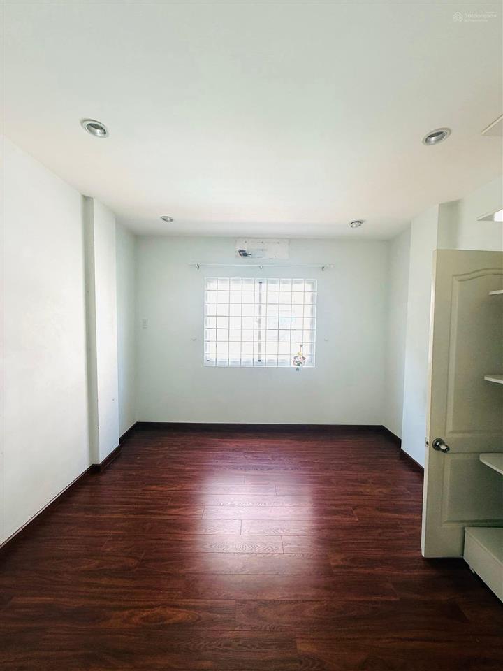 Hiếm bán căn hộ ngay ngô quyền trung tâm quận 5 sổ hồng lâu dài
chung cư ngô quyền, p.an đông