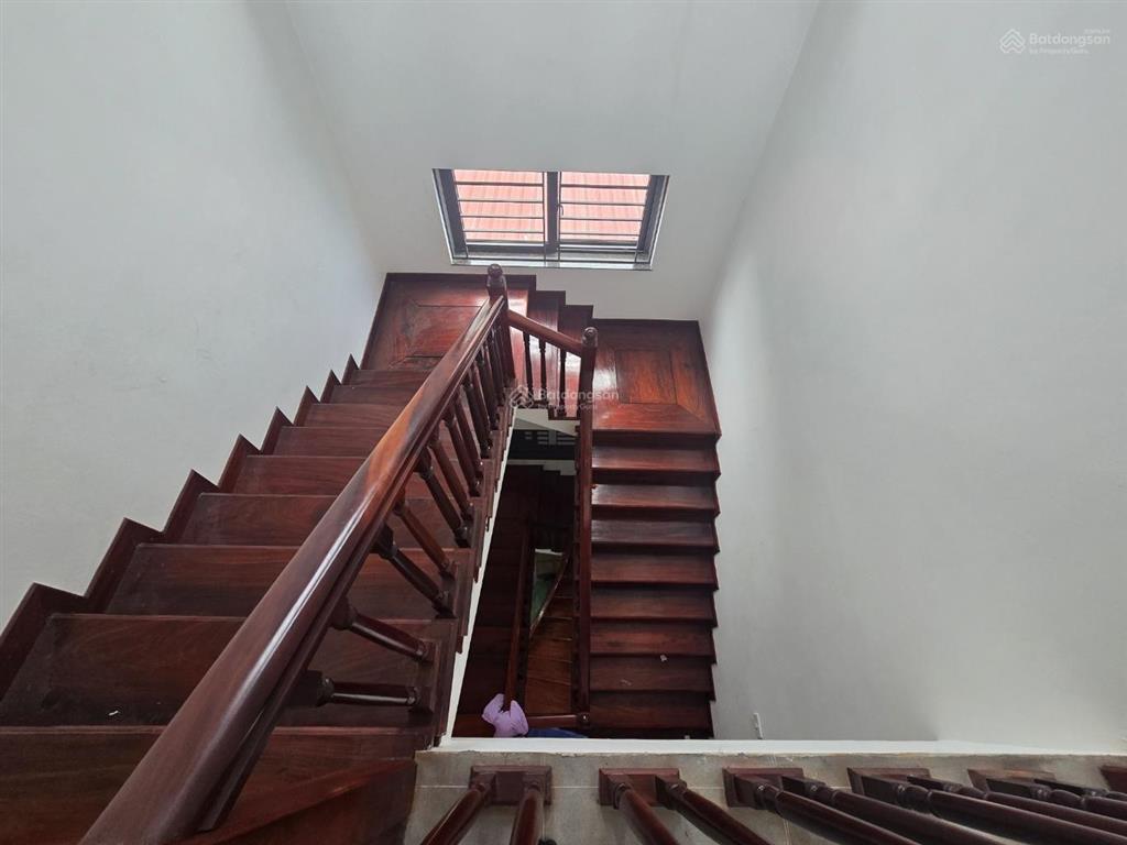 Bán nhà 3 tầng 170m, nội thất xịn sò sẵn ở luôn. chỉ 13.2 tỷ. kim chung, đông anh