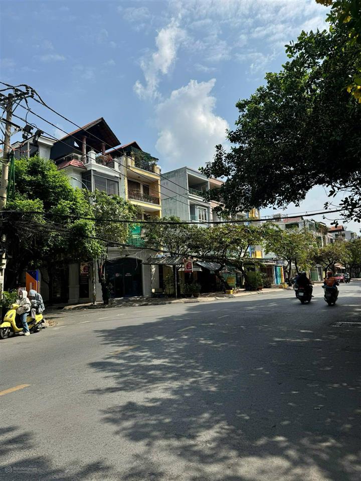 Bán nhà phan đình phùng 3.15x11.95m | 6 tầng