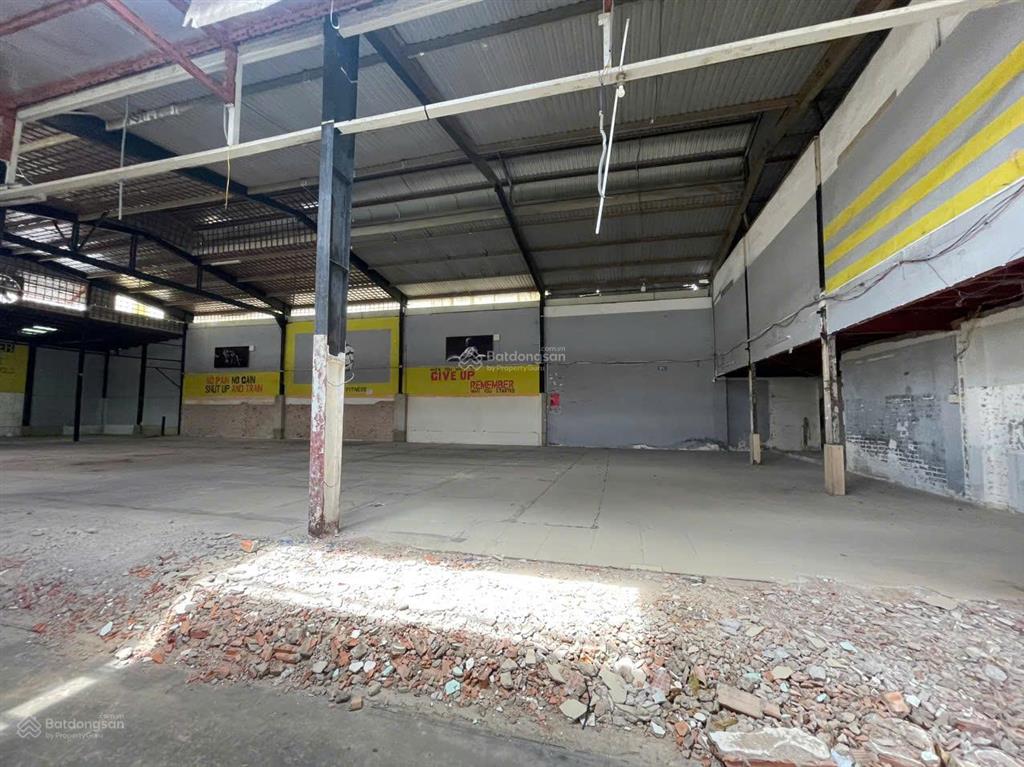 Cho thuê mặt bằng nhà xưởng mái cao quang trung, gò vấp 17 x 36m