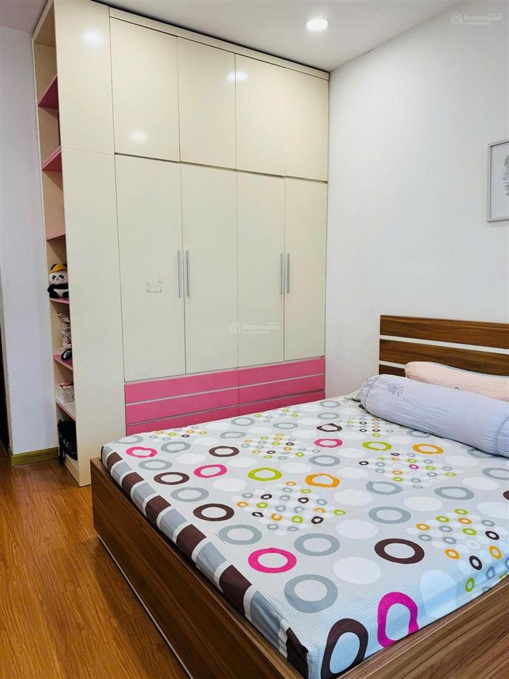 Cho thuê nhà hẻm xe hơi trường chinh, tân bình