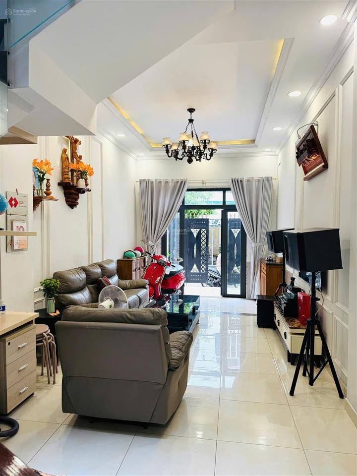 Cho thuê nhà hẻm xe hơi trường chinh, tân bình