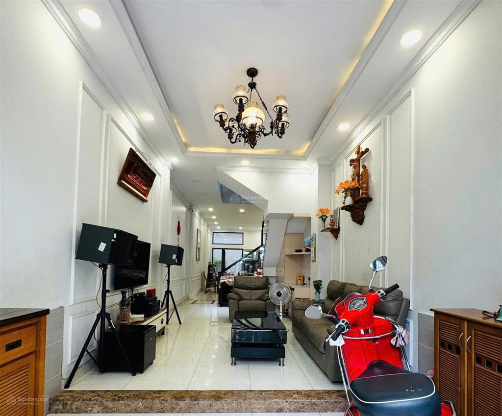 Cho thuê nhà hẻm xe hơi trường chinh, tân bình