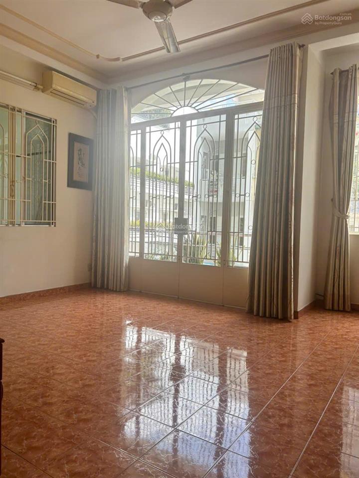 Cho thuê nhà mặt tiền thạch thị thanh, phường tân định, quận 1