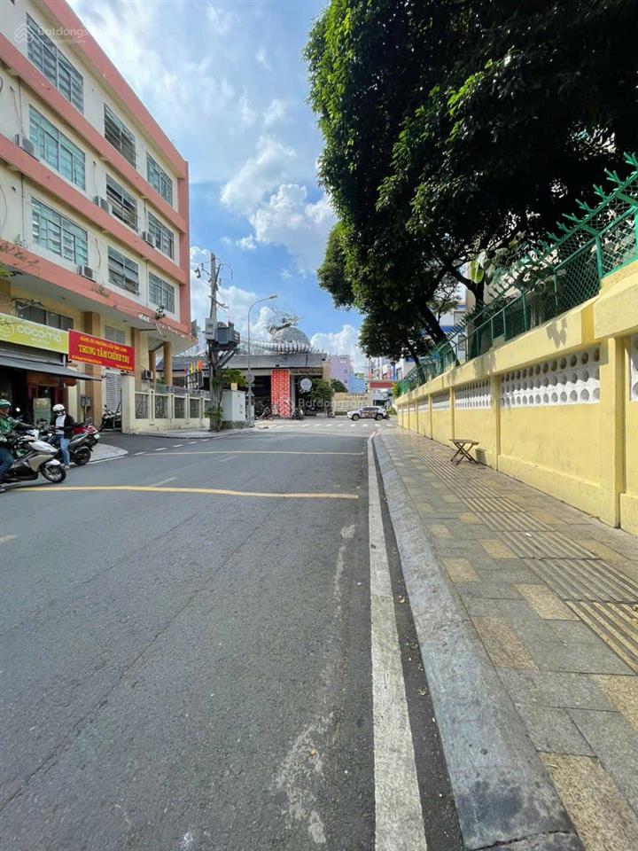 Cho thuê nhà mặt tiền kinh doanh trần đình xu, quận 1