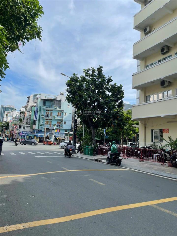 Cho thuê nhà mặt tiền kinh doanh trần đình xu, quận 1