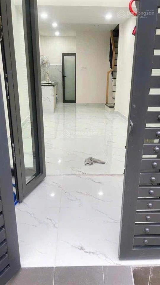  cho thuê nhà hẻm ô tô 8m  cách mặt tiền 15m  huỳnh văn bánh, phú nhuận