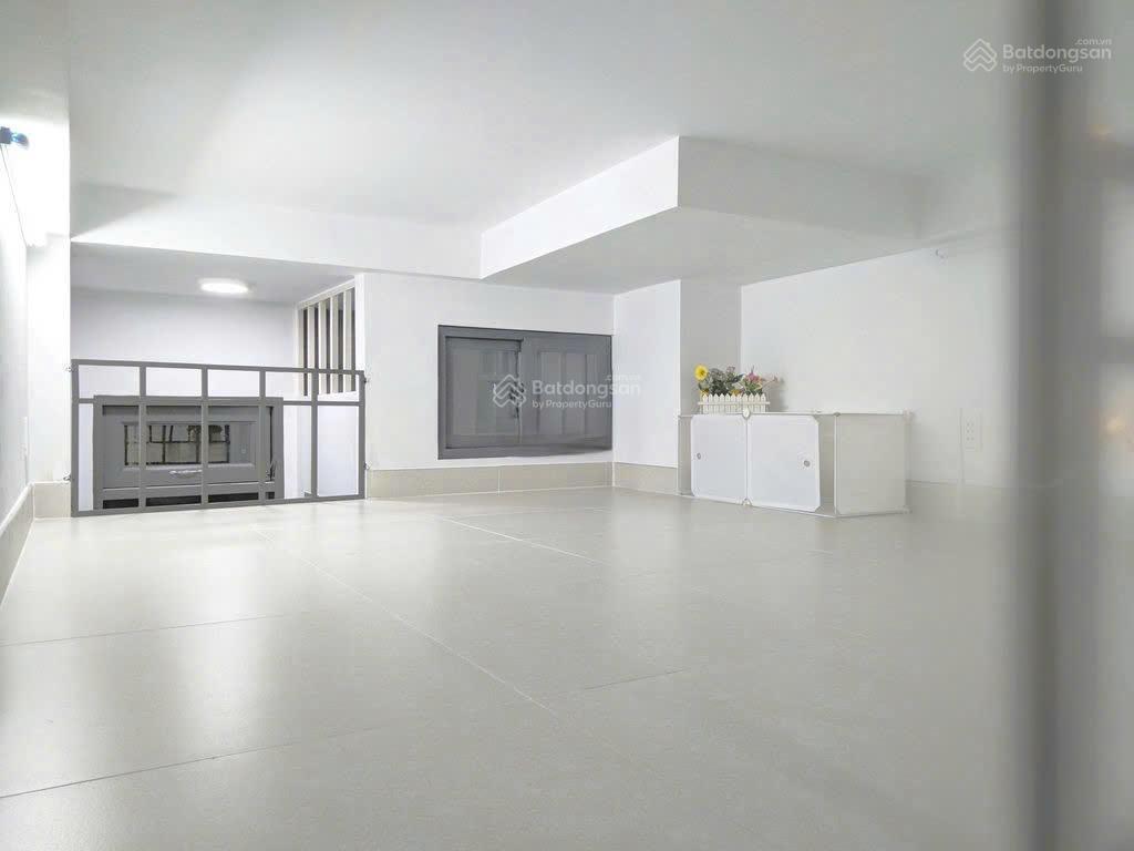  cho thuê nhà nguyên căn đường nhiêu tứ  phú nhuận  phan xích long