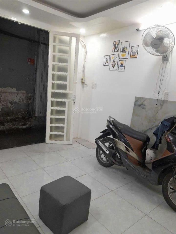 cho thuê nhà 2 tầng trung tâm trần đình xu, phường nguyễn cư trinh, quận 1