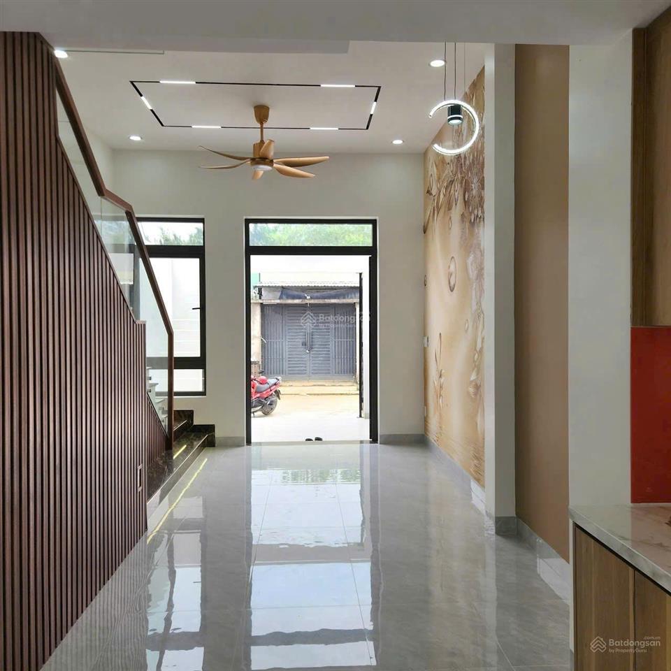 Giá rẻ bất ngờ  bán nhà riêng tại trường lưu, 4,75 tỷ, 50,6m2