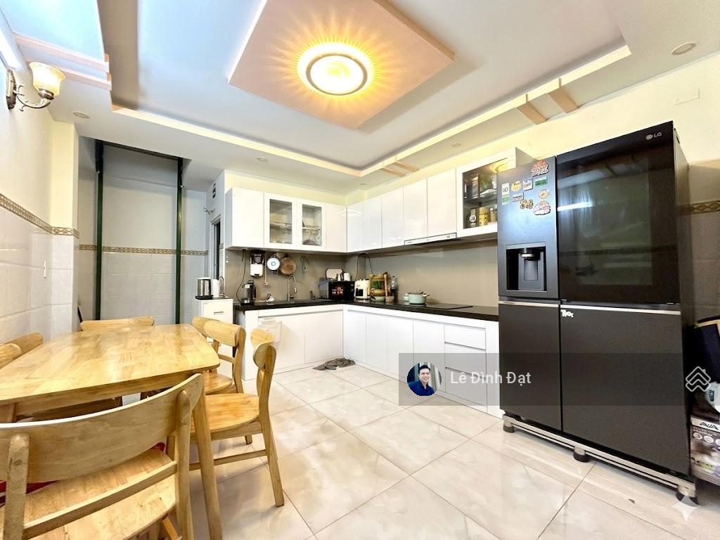 Ngay tuyến metro số 2  ngã tư bảy hiền  60m2 x 5 tấm  hẻm trải nhựa khu dân cư vip  9 tỷ