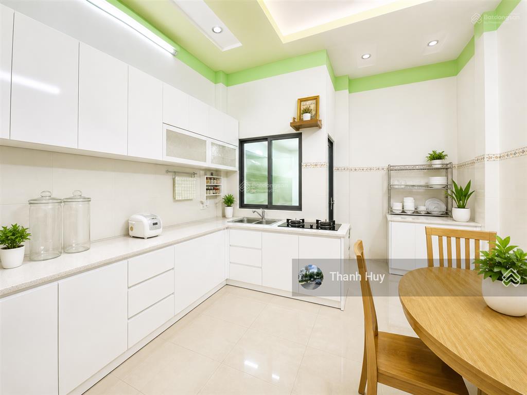 Bán nhà hxh 8m gần công viên & bờ kè phạm huy thông, dt 4x17m, 1 trệt 3 lầu hoàn công đầy đủ