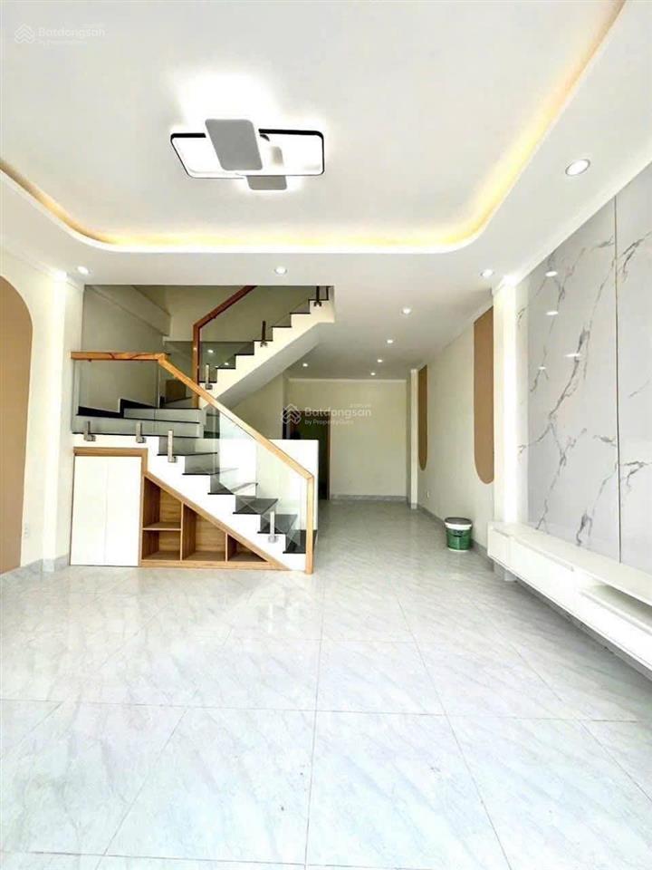 Có 600tr nhận nhà lầu ngay chợ thạnh phú sát changshin