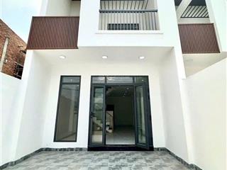 Có 600tr nhận nhà lầu ngay chợ thạnh phú sát changshin