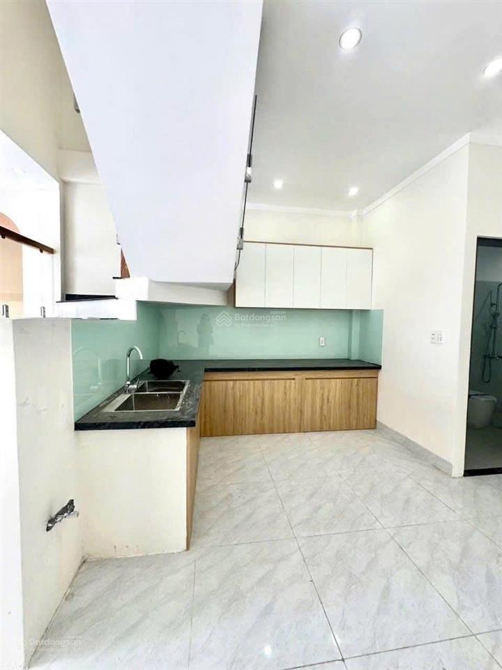 Có 600tr nhận nhà lầu ngay chợ thạnh phú sát changshin