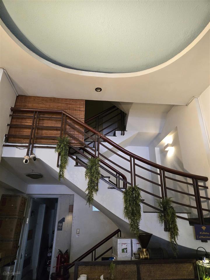 Bán nhà bạch đằng 110.8m²  mặt tiền  4 tầng  gần sân bay  tân bình  giá 24 tỷ