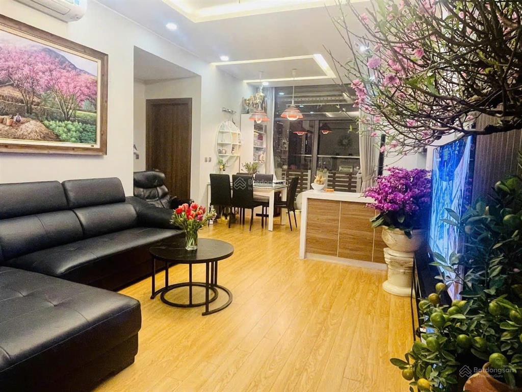 Bán căn góc 2n tràng an complex, diện tích 74m2, full nội thất, hướng mát