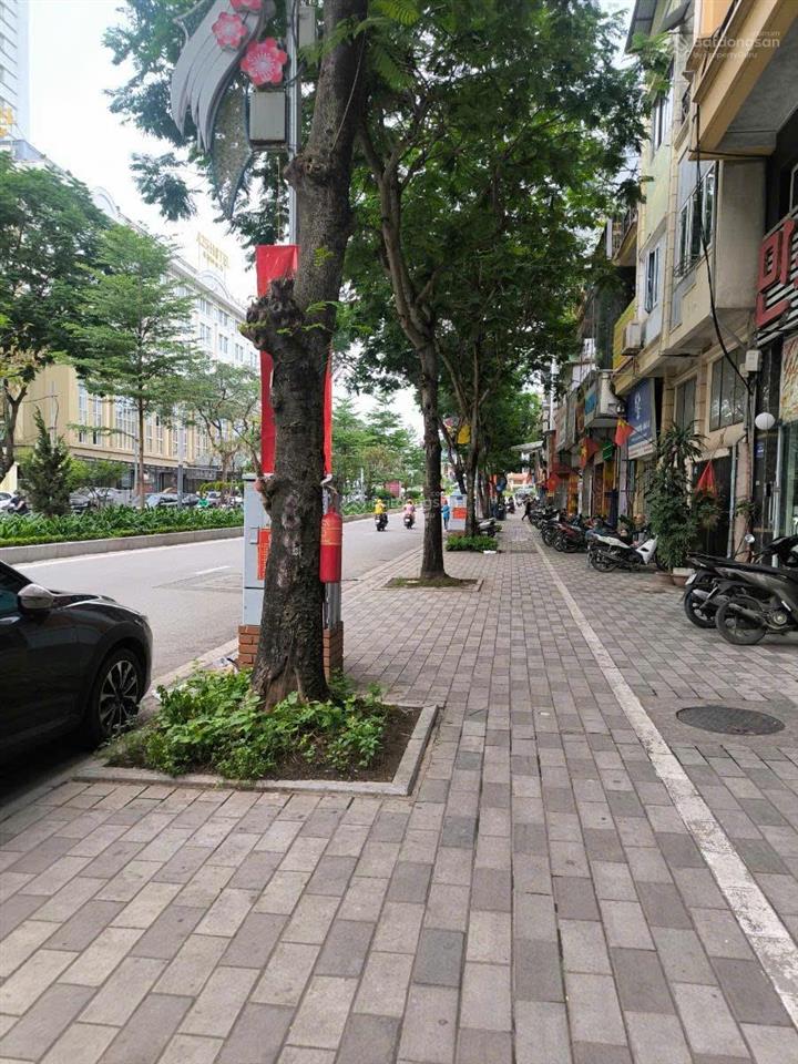 Mặt phố lạc long quân tây hồ vị trí vàng kinh doanh