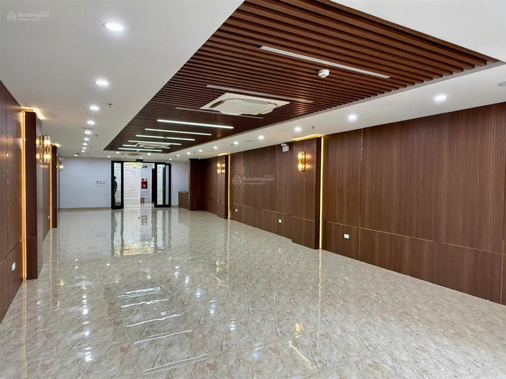 Chào thuê sàn vp tư nhân mặt phố lê đức thọ, diện tích 125m, sẵn bàn giao