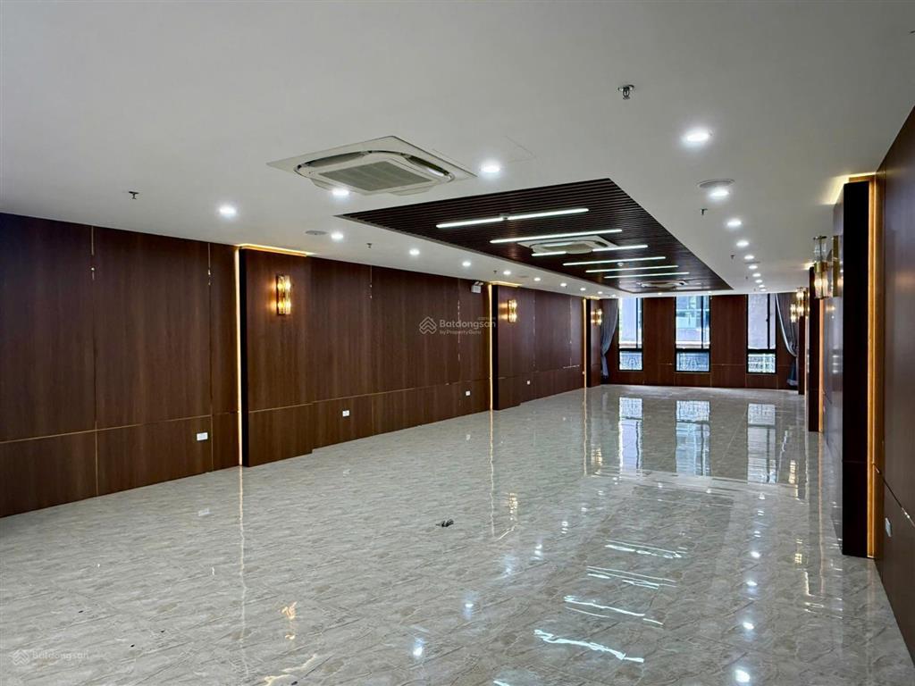 Chào thuê sàn vp tư nhân mặt phố lê đức thọ, diện tích 125m, sẵn bàn giao