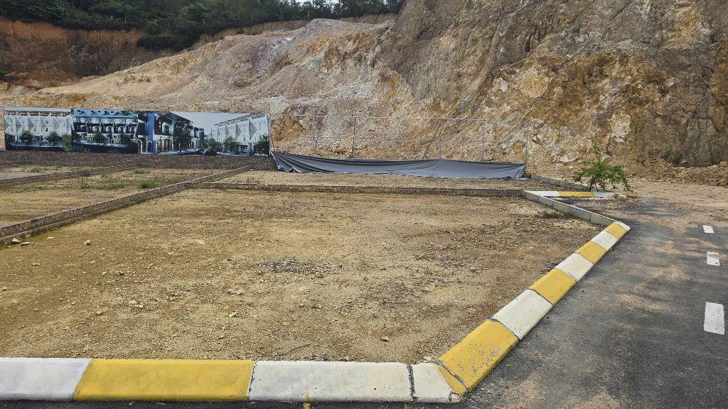 Bán 100m2 đất Sơn Tây Hà Nội sát đường Vành Đai 5 gần bến xe bus giá 2 tỷ