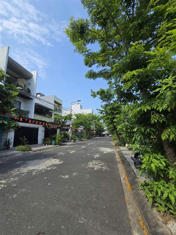 Bán đất thanh lương 9,hòa xuân hướng đông nam view công viên