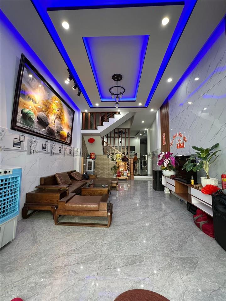 Nhà 3 tầng mới sơn trà gần vincom gần biển