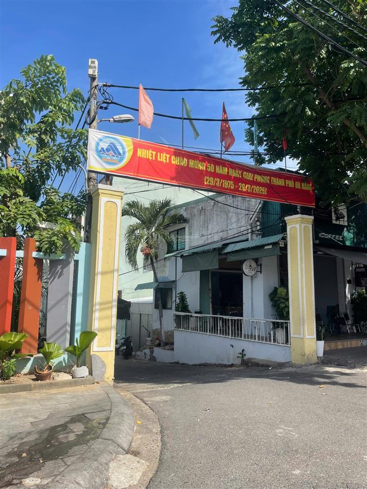 Nhà 3 tầng mới sơn trà gần vincom gần biển