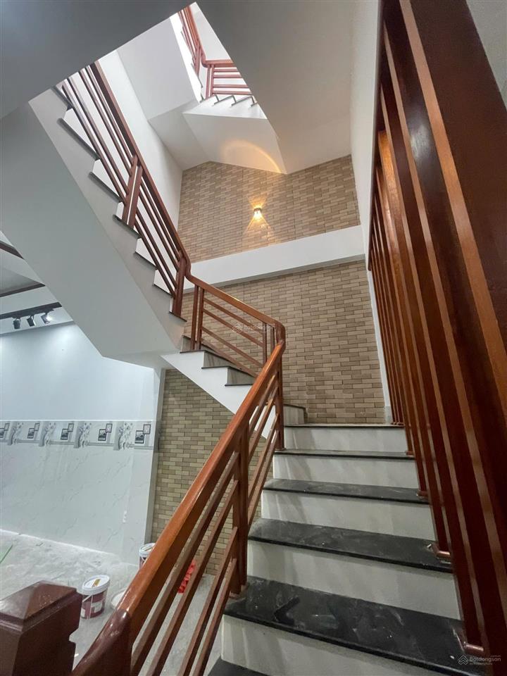 Nhà 3 tầng mới sơn trà gần vincom gần biển
