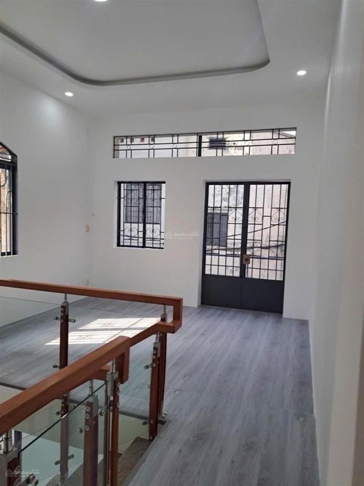 Hai mặt hẻm xe hơi , cách trường chinh 100m , dt140m2 đang cho thuê 18tr/1t . giá nhỉnh 7tỷ