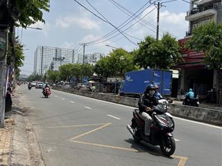 Hai mặt hẻm xe hơi , cách trường chinh 100m , dt140m2 đang cho thuê 18tr/1t . giá nhỉnh 7tỷ